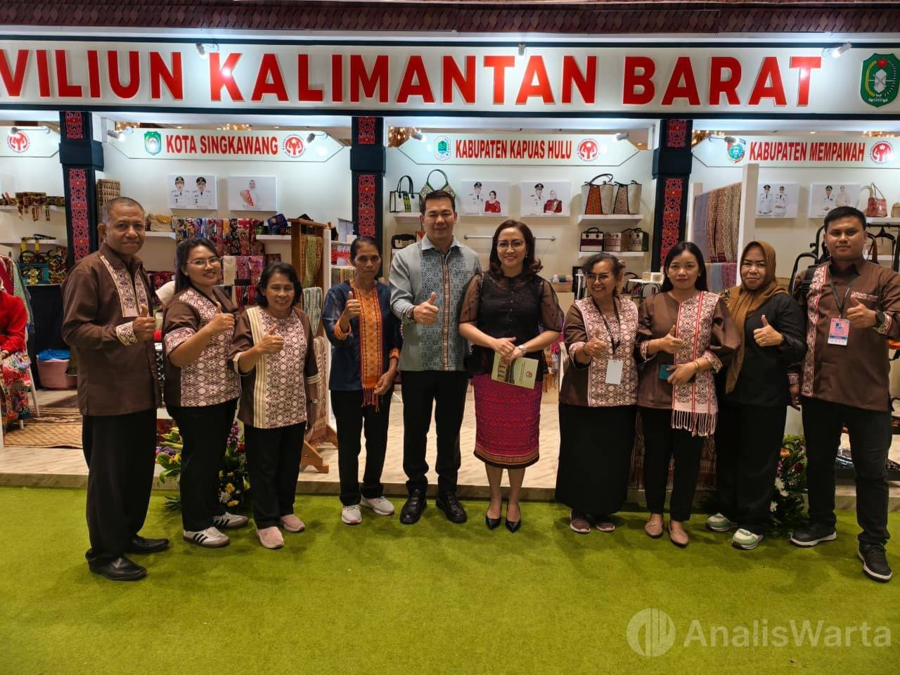 Angeline Bawa Tenun Karya Perempuan Kapuas Hulu Naik Kelas di INACRAFT 2026