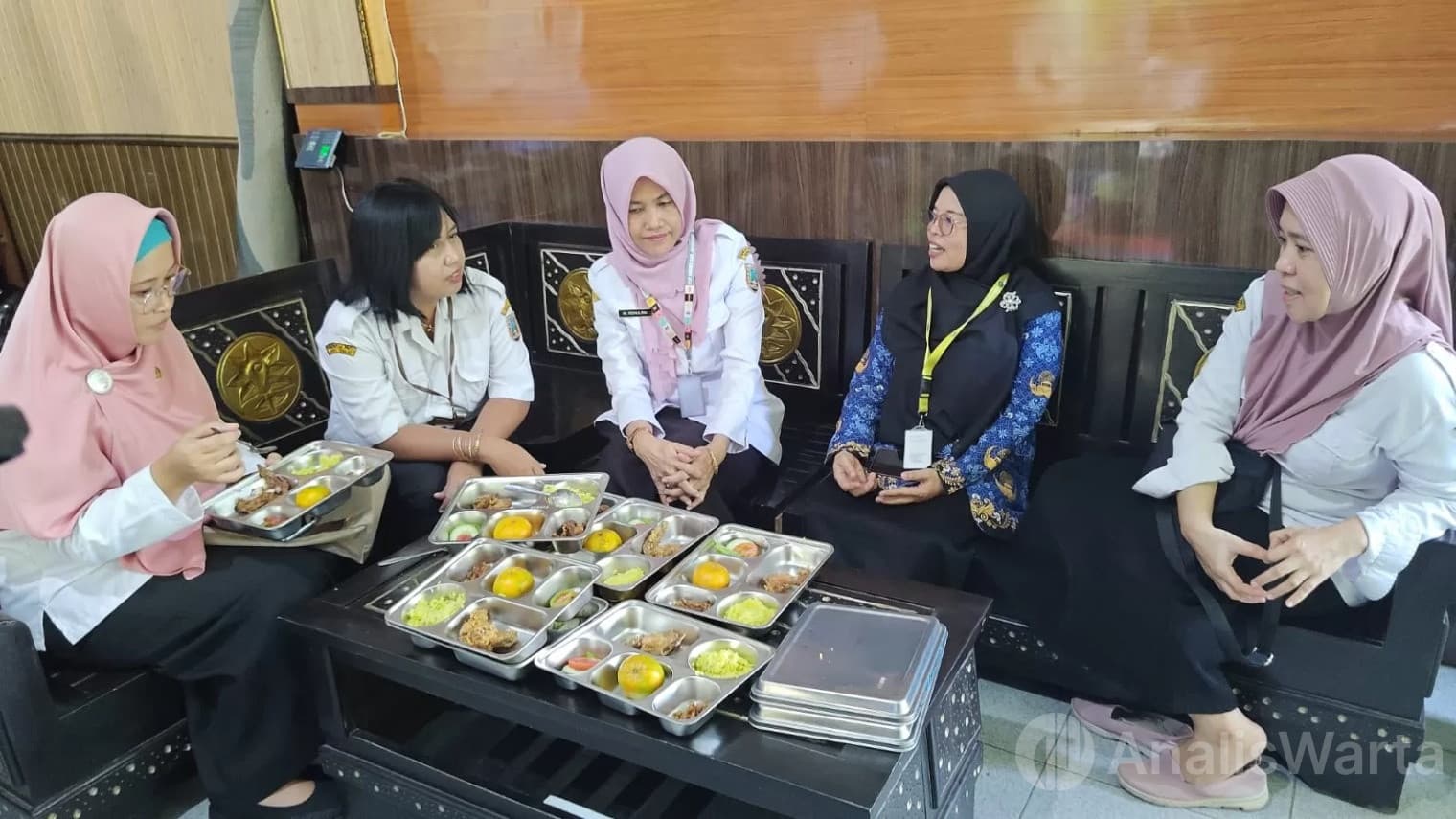 763 Porsi Nasi Kuning Dikembalikan SMP Negeri 5 Rembang: Lembek dan Berair