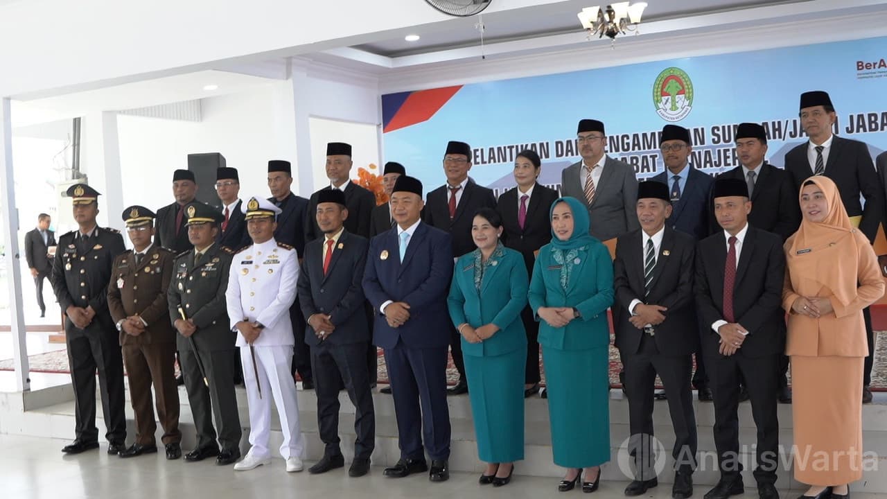 Bupati Ketapang Lantik 12 Pejabat Eselon II, Perkuat Kinerja OPD di Awal 2026