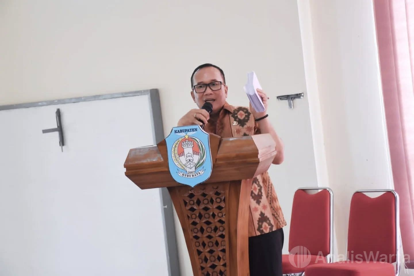"Ngengkol Sepeda 30 Kilometer Demi Ilmu",  Kisah Masa SMA Sujiwo yang Menggetarkan Pelajar di Desa Limbung