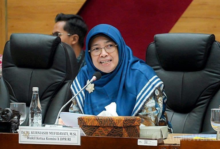 Alarm Pendidikan Papua: DPR Minta Data 700 Ribu Anak Putus Sekolah Diverifikasi