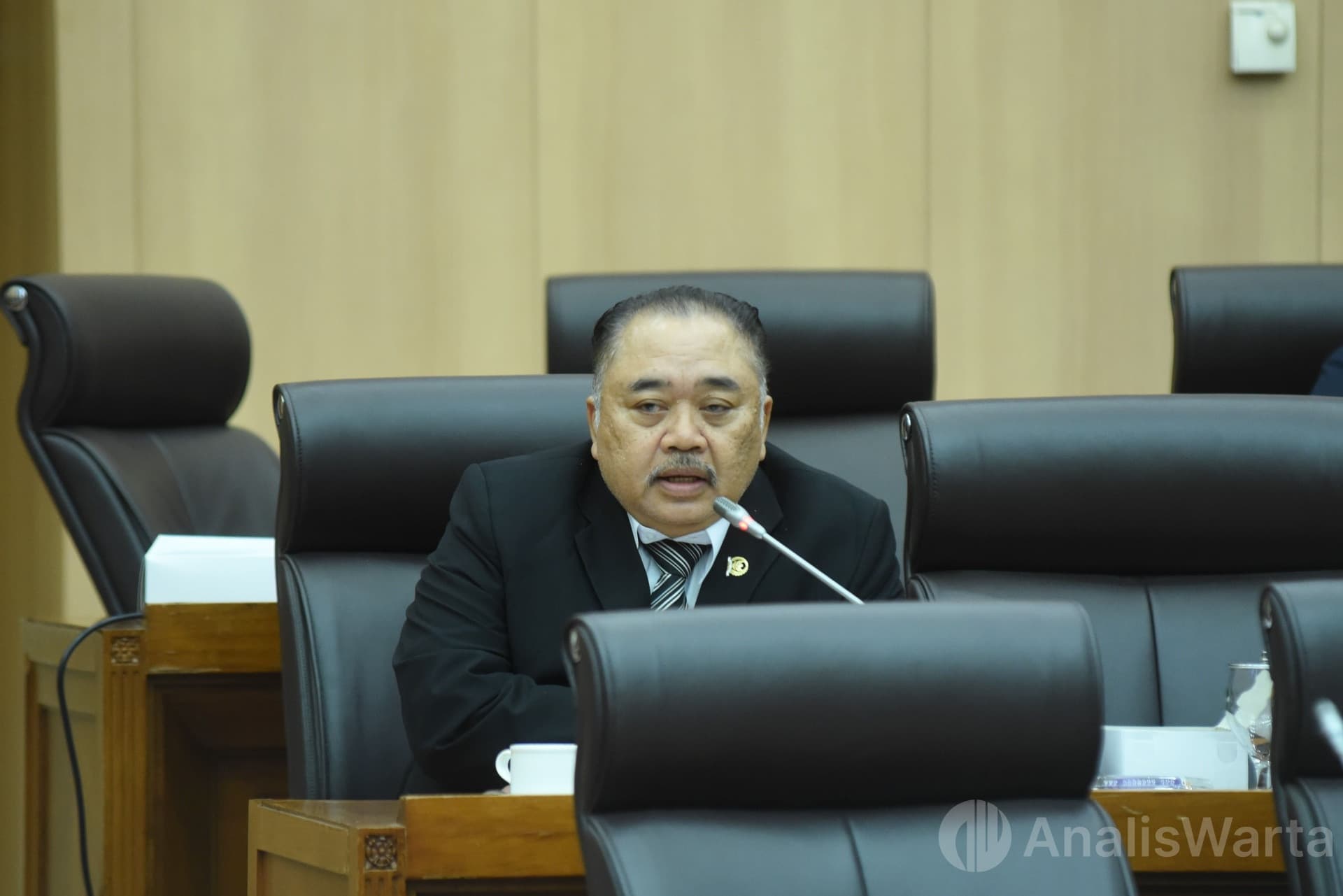 KLH Digugatkan Perusahaan Pemicu Banjir Sumatra, DPR Ingatkan Risiko Kalah di Pengadilan